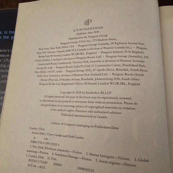 Artic Drift by Clive Cussler, Book 20 of 27: Dirk Pitt Adventures, Hardcover - Picture 6 of 8